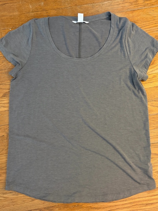 Athleta Tops - Athleta Stratus II top - M